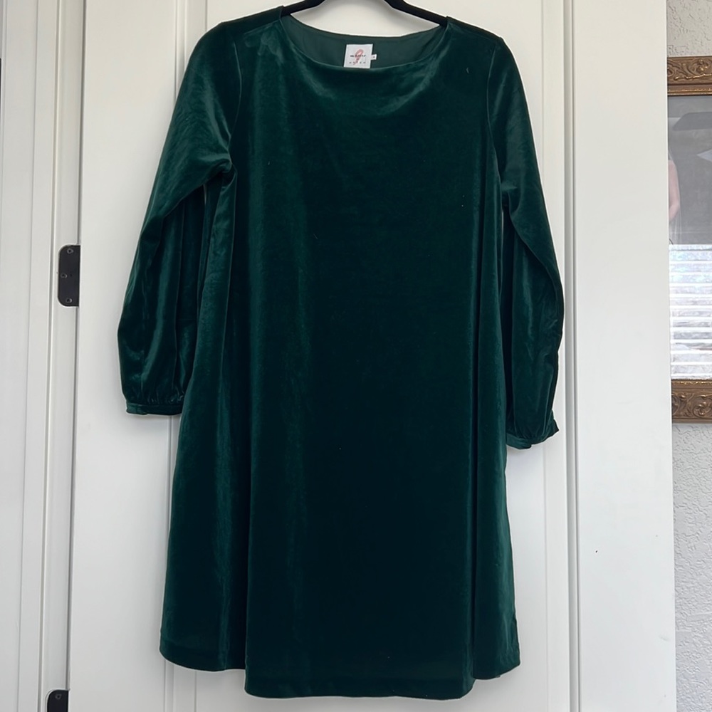 The Nines by Hatch women’s maternity dress.